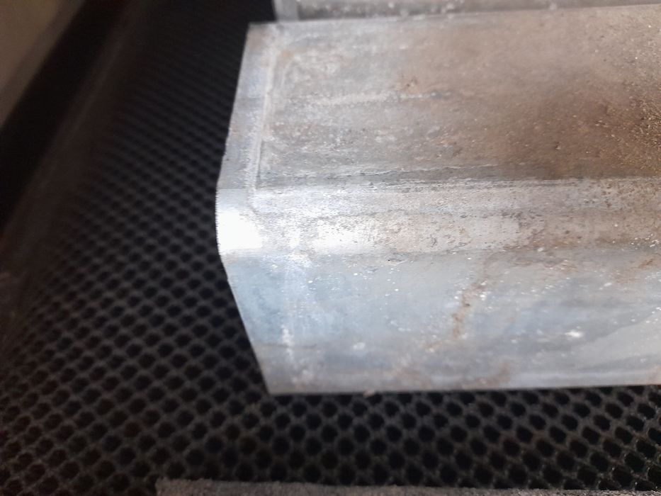 Stalpi fier 80x80x0.5mm