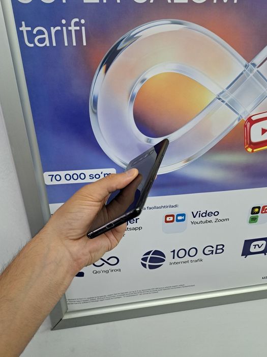 Samsung Galaxy Note 8 память 6/64gb холати расимда