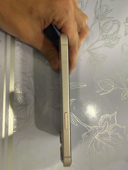 IPhone 13 256/79акб в идеале