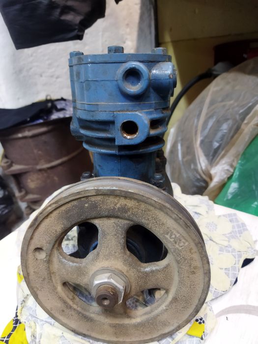 Компрессор К 700 , ЗИЛ,