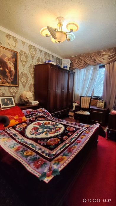 Продаётся просторная 5-комнатная квартира в Мирзо-Улугбекском районе