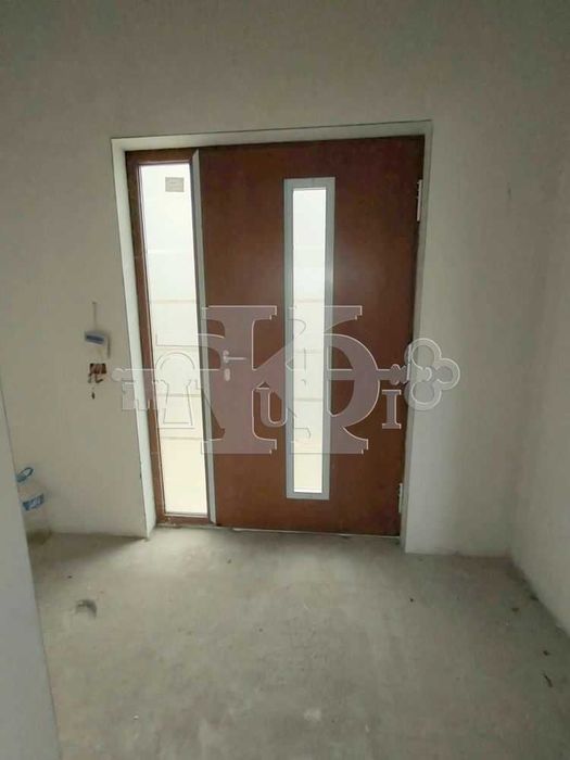 Продава се Къща в Добрич, Дружба 2 - 585 кв.м за 262 €/кв.м - Снимка #1