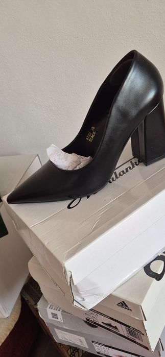 Pantofi marime 38