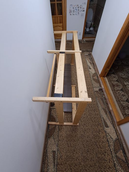 Кровать детская из дерева