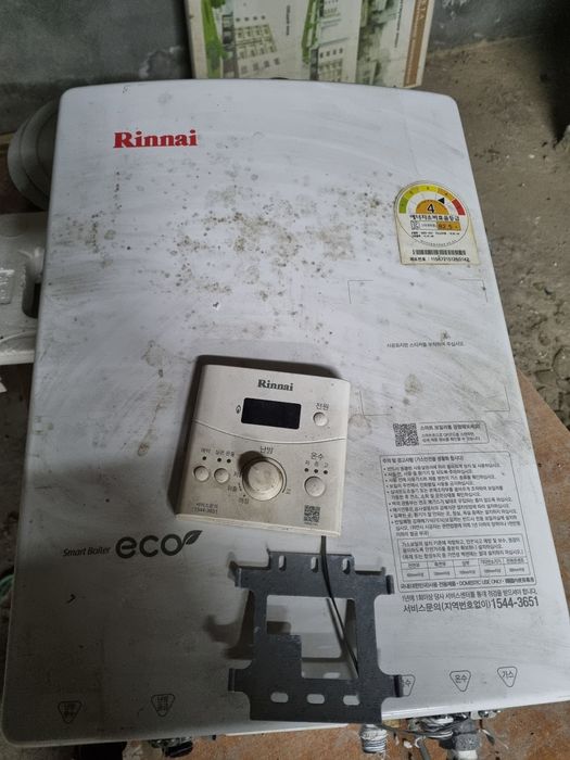 Продаётся дувхконтрнии котёл  Rinnai