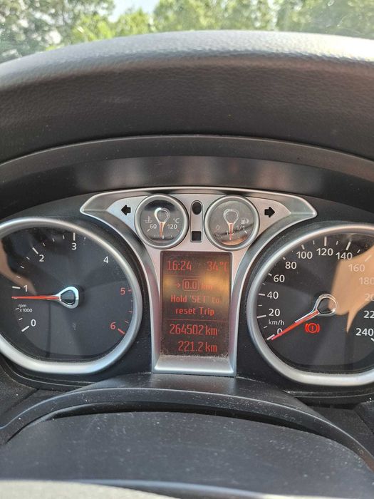 FORD Focus 2010 — imagine 2