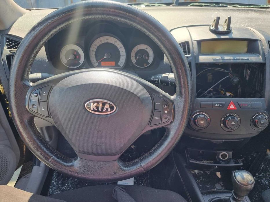 Kia Ceed 1.6 CRDI /90/115hp  На части