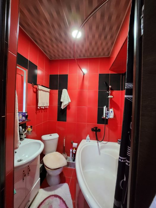 Продаётся 3х комнатная квартира с ремонтом