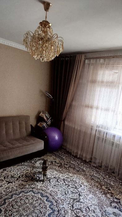 Сдаю комнату в г.Янгиюь