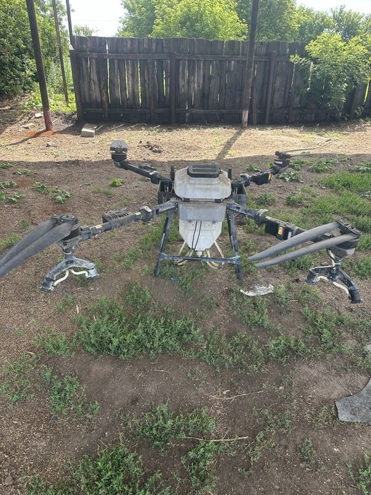 Продам агро дрон TopXGun700