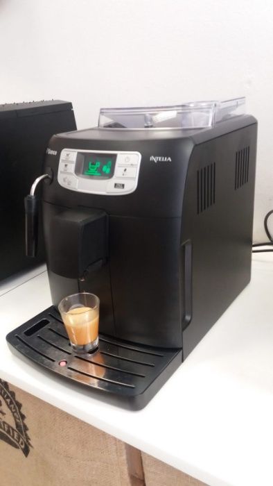Кафе машини Saeco Intelia