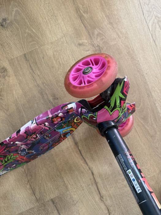 Детска тортинетка BYOX RAPTURE BLACK PINK.Реголируема.