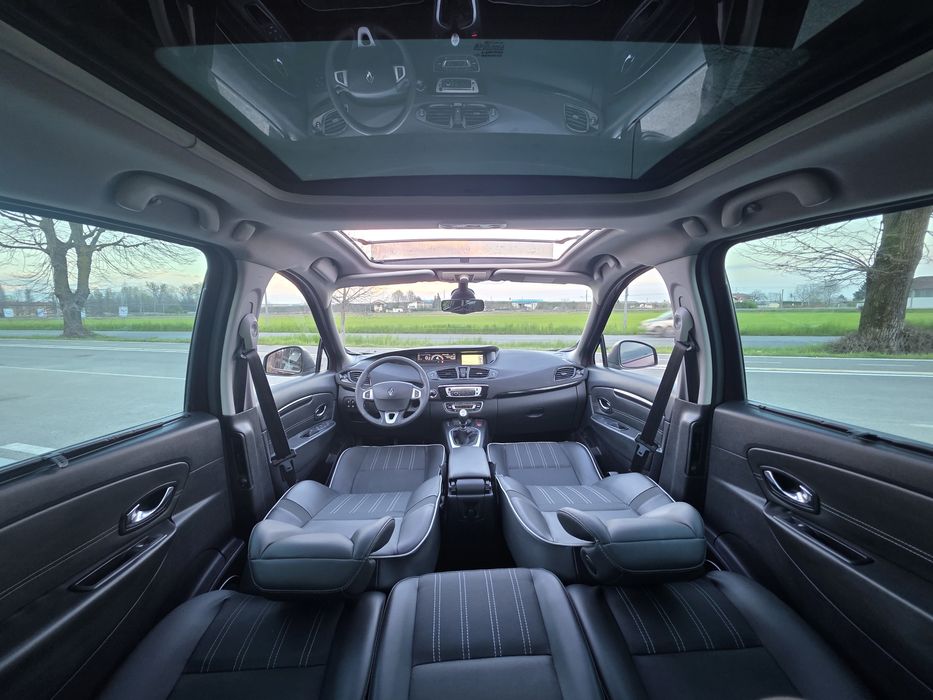 Renault Grand Scenic 1.6Dci 131cp 6 trepte 7loc. Navi/Panoramic/Pilot