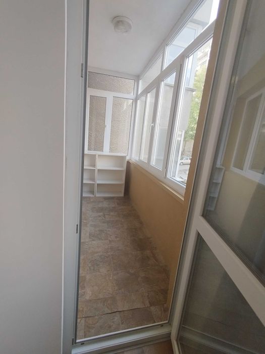 Дава се под наем Тристаен апартамент в Стара Загора, Център - 75 кв.м за 408 € - Снимка #14