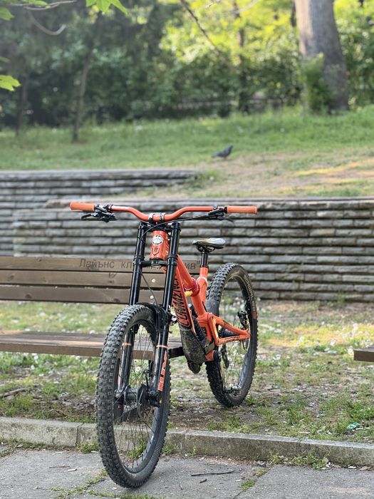 Commencal supreme v4