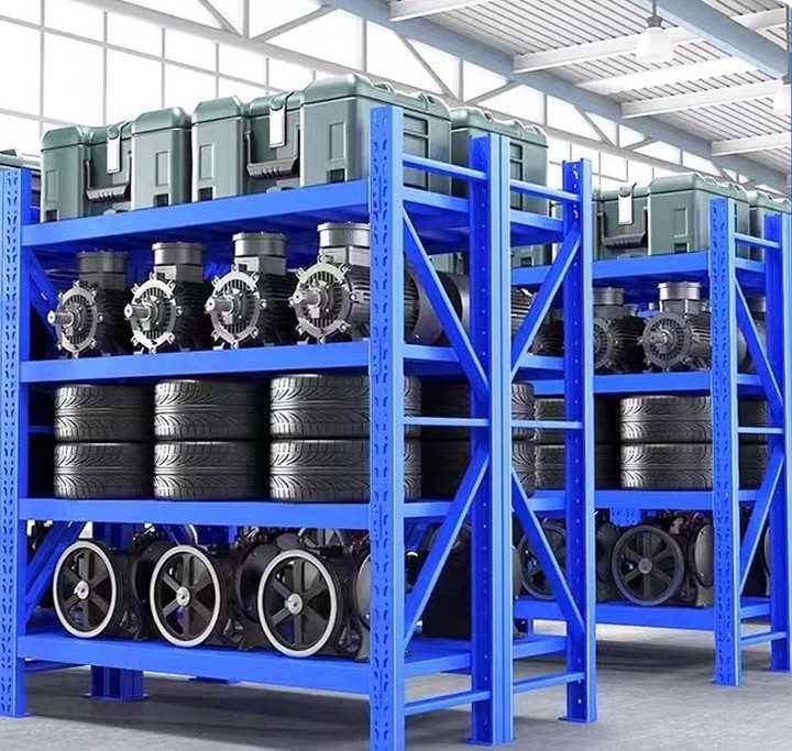 Подвальный металлический стеллаж с прочными регулируемыми полками