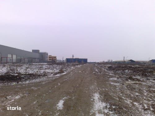 De vânzare acest teren de 17200 mp , strada Piscul Sadului, pret 110 E