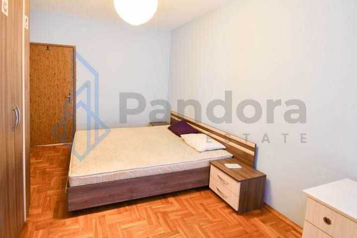 Дава се под наем Тристаен апартамент в София, Медицинска академия - 120 кв.м за 599 € - Снимка #4