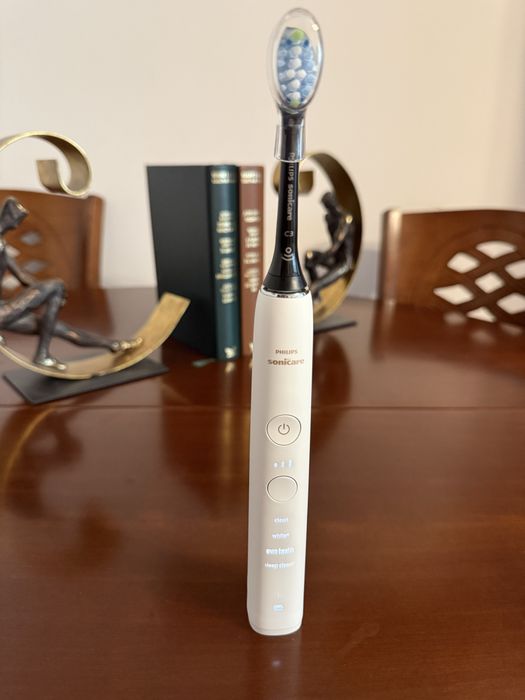 Philips Sonicare DiamondClean 9000, Alb