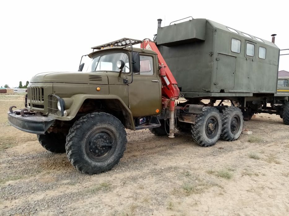 Срочно продается седельный тягач с манипулятором газ-бензин