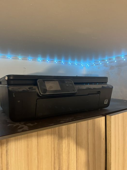 Imprimanta neagra  Hp