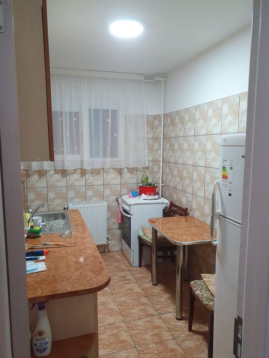 Apartment 2 camere de inchiriat