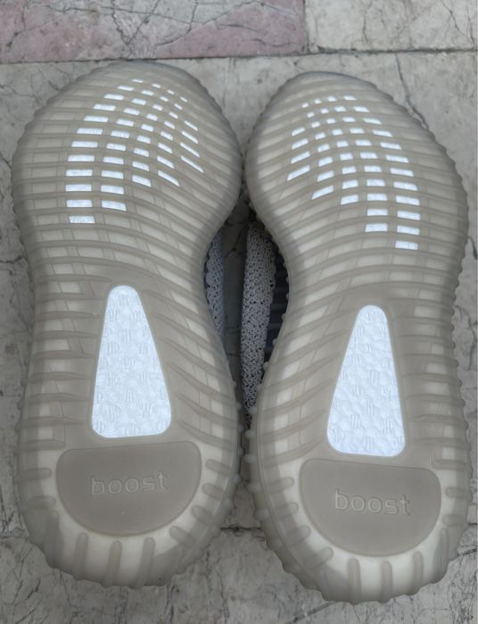 Yeezy Boost 350 V2 Slate Cream Noi cu Eticheta
