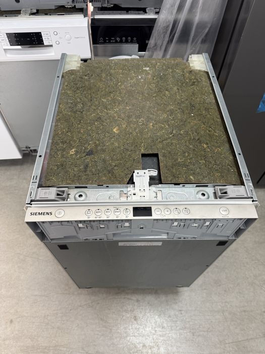 Съдомиялна  за пълно вграждане Siemens 45см