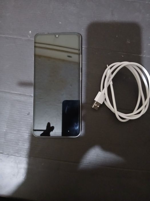Redmi A5 nou cu folie de sticlă are tote acesorile și cutia