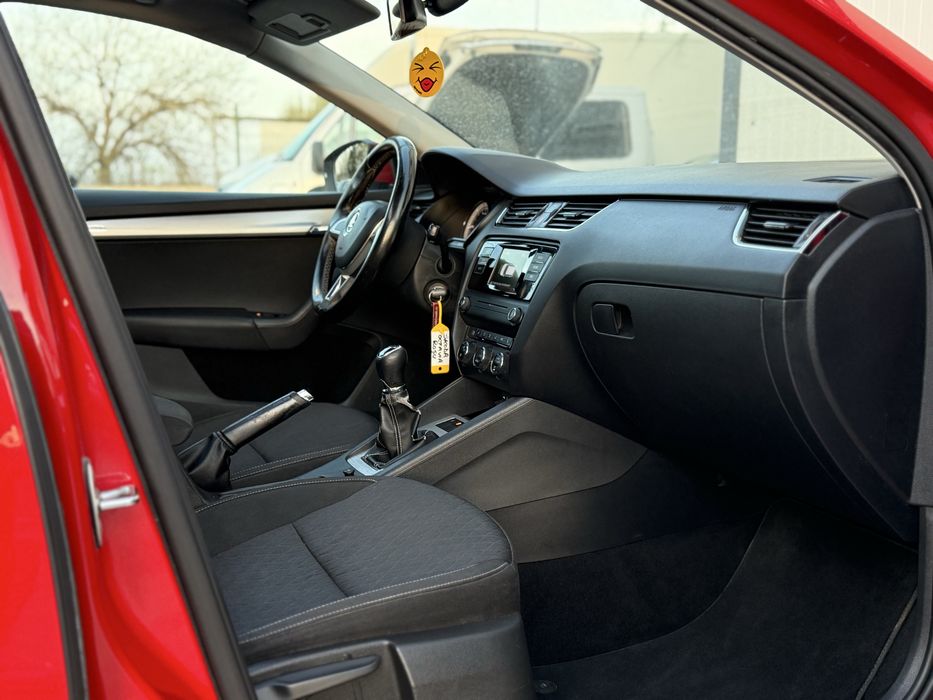 Skoda Octavia Edition - 2015 - 1.6 Diesel - Manual 5+1