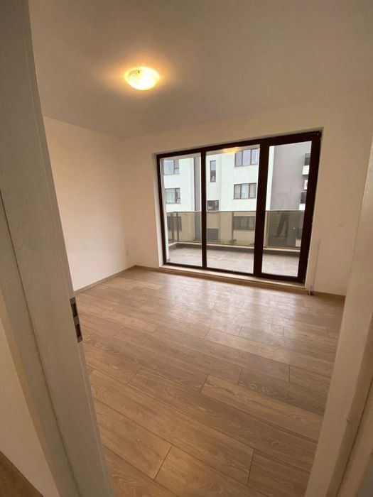 Дава се под наем Тристаен апартамент в София, Витоша - 87 кв.м за 1200 € - Снимка #1