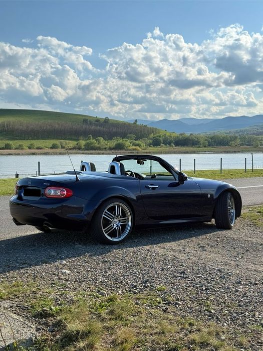 Mazda MX-5 Mazda MX-5 NC2 2.0 Revolution RHT • 41,315 km • LSD • Recaro • Bose •