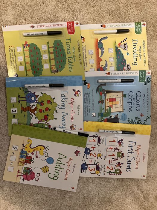 Cărți Usborne de activități de la 30 ron