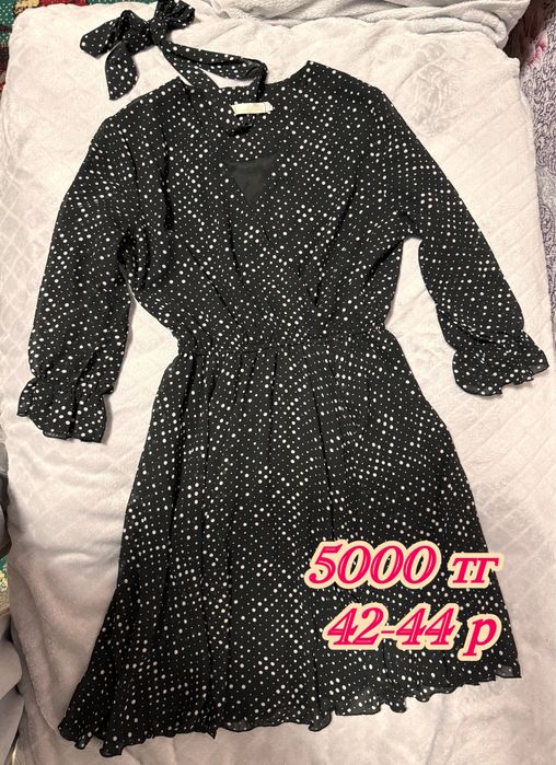 Продам женские платье