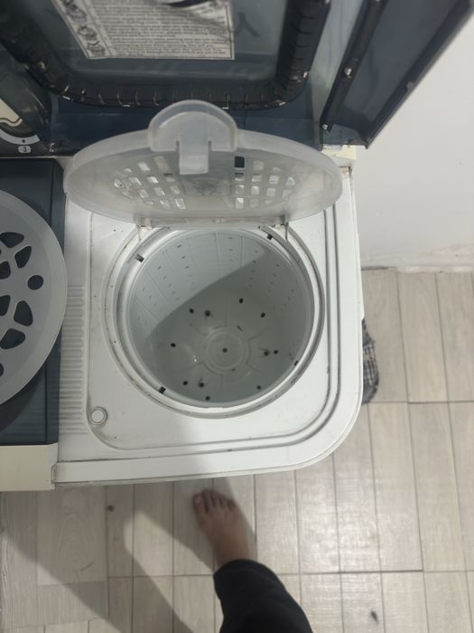 Екеуі біргее стиральная машина