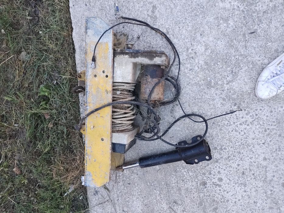 Troliu Auto De Putere