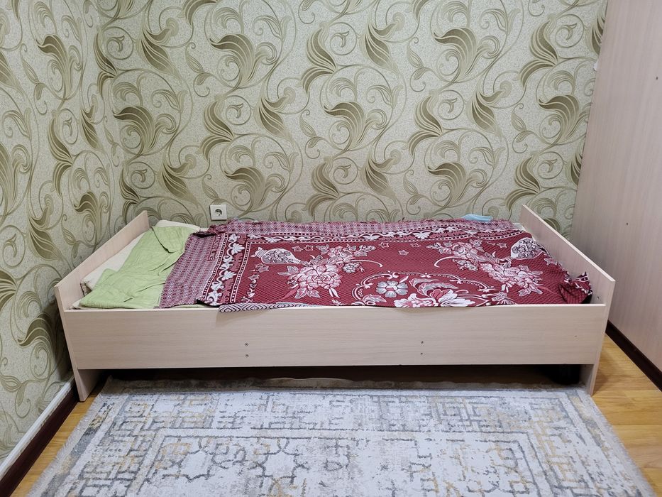 Срочно продам кровать