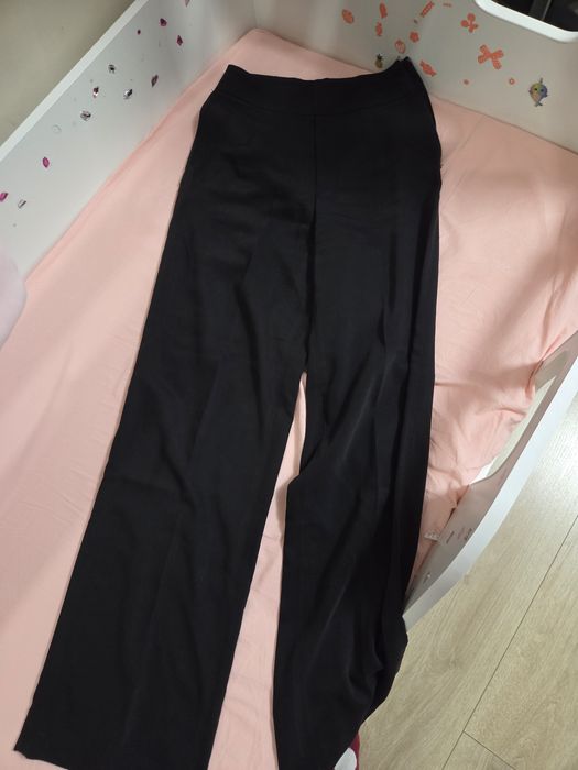 Подарявам дрехи ХС