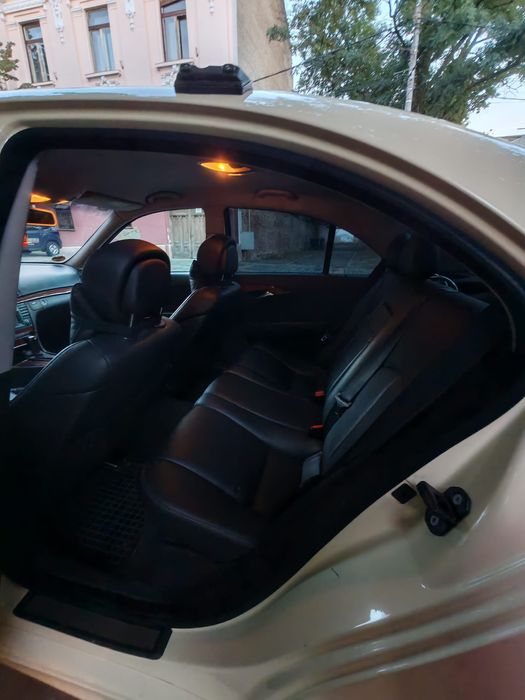 Mercedes e class 2.2 d automat smuceste