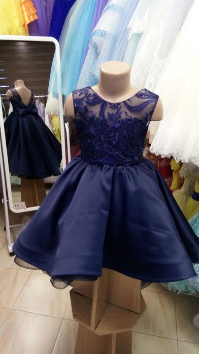 Распродажа нарядных детских платье.