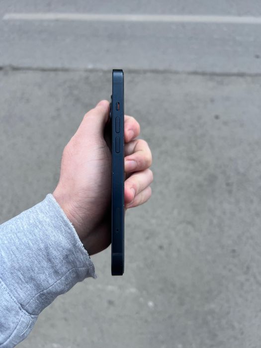 IPHONE 13 256GB в ремонте не был