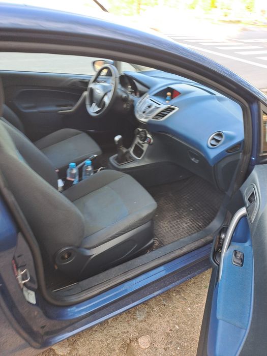 FORD Fiesta 2010 — imagine 3
