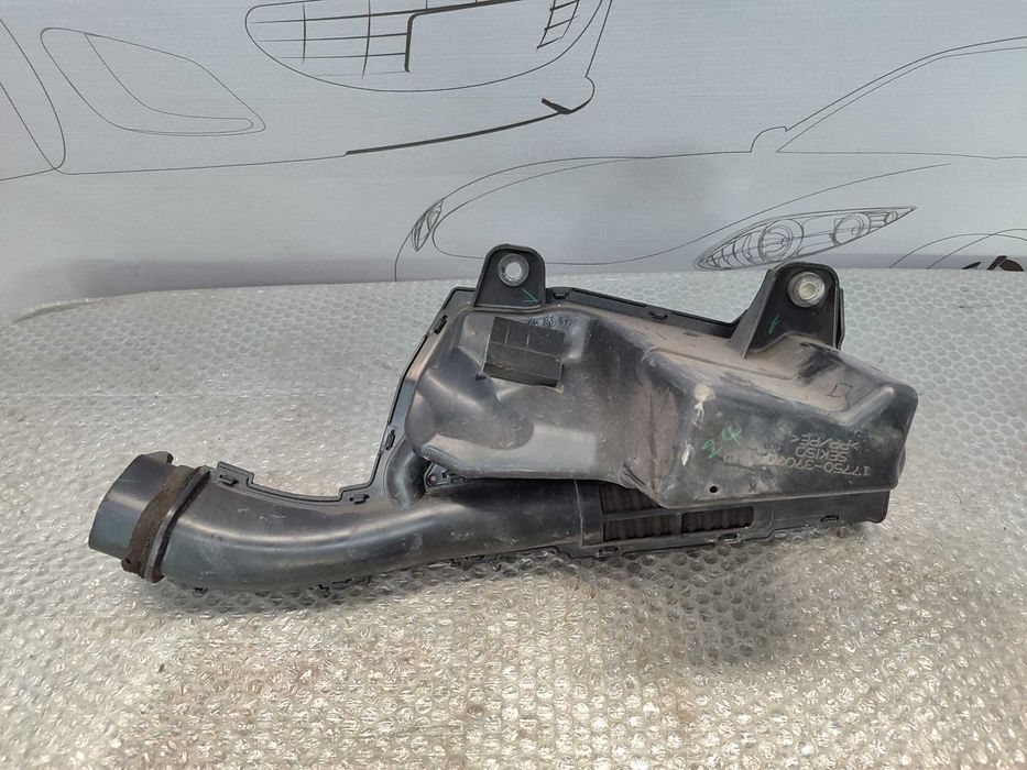 Carcasa Filtru Aer Toyota Prius (XW30) 2009–2015 / Cod OEM 17700-37260 (5G2)
