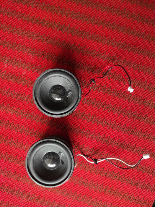 Difuzoare pentru boxe dinamice, redau foarte puternic semnalul