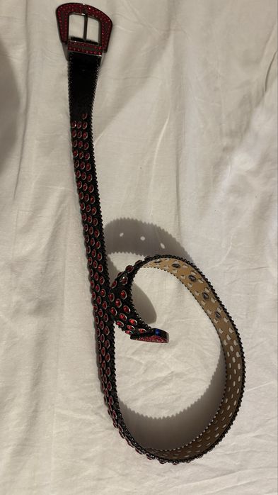 Curea rhinestone (nu louis vuitton, gucci, amiri)