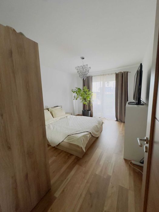 Dau in chirie ap 3 camere cu gradina zona VIVO