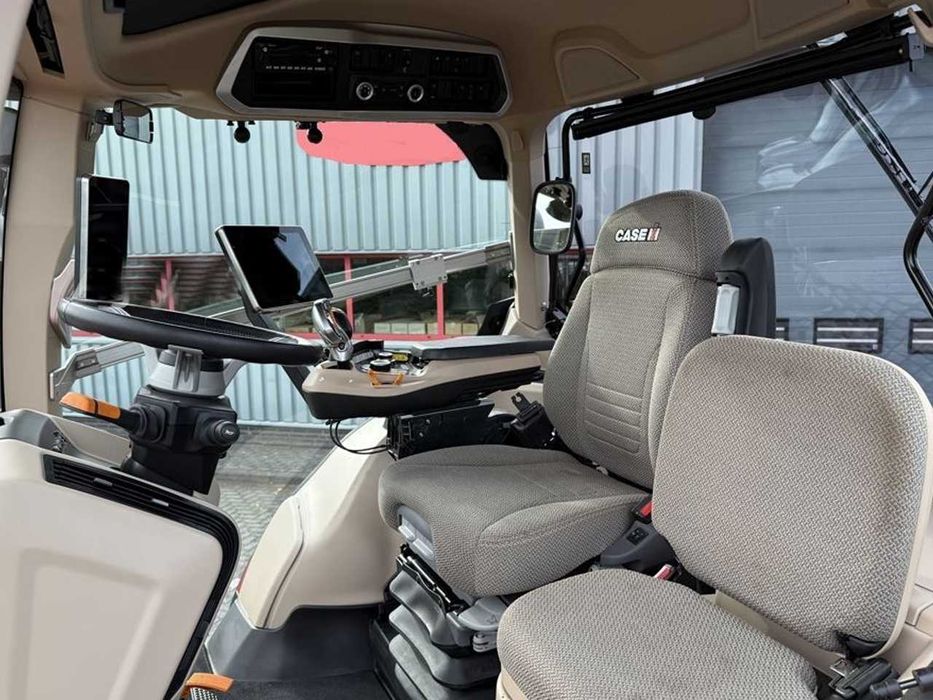 Трактор колесный Case IH Puma 240 CVX AFS Connect