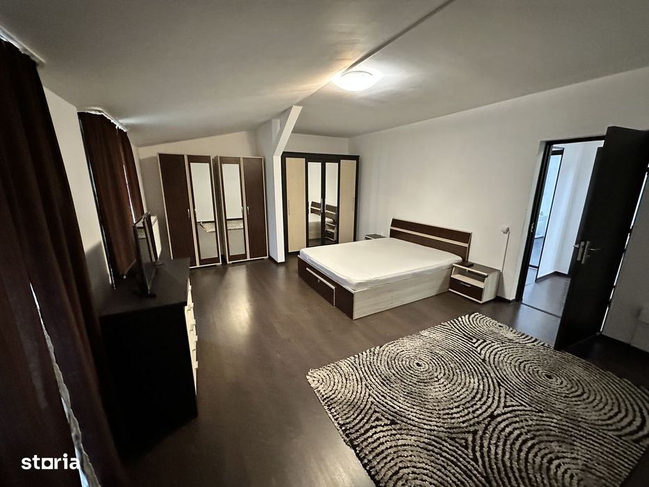 Apartament cu 3 camere de închiriat ( duplex)