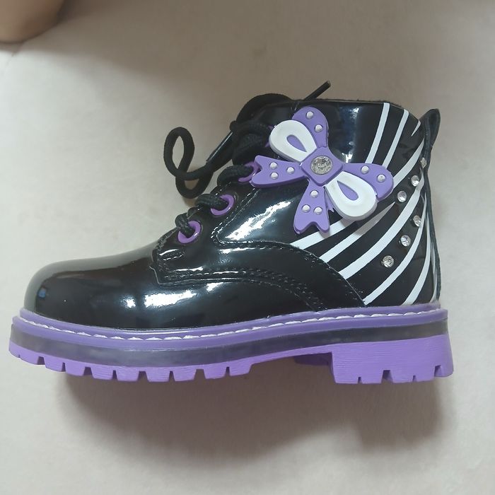 Ботинки на девочку