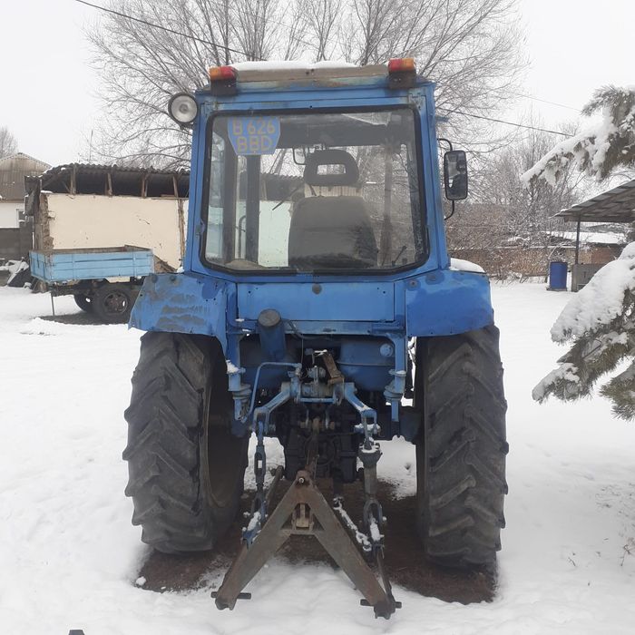 Продам трактор,  на ходу!